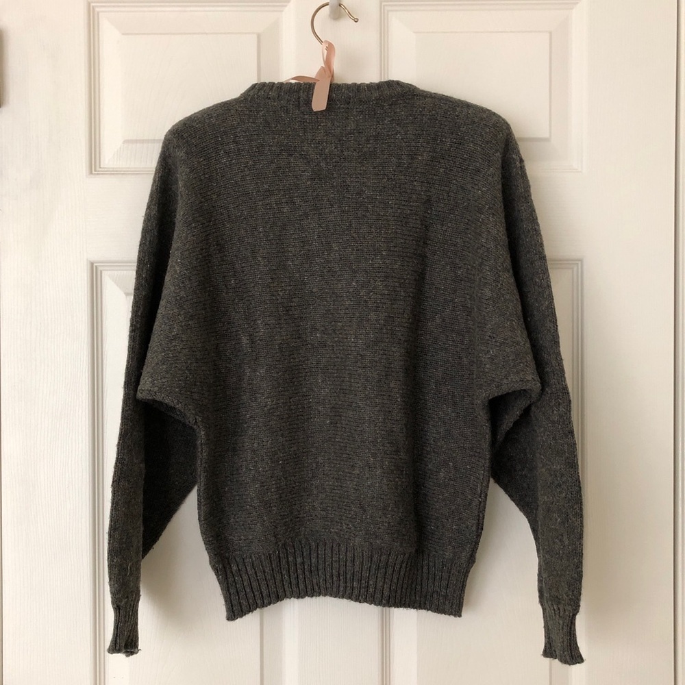Vintage Generra Crew Neck Sweater Taupe Size Small - Picture 2 of 5